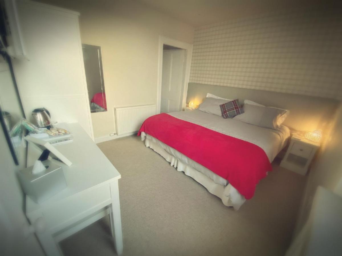 カーヌスティ Park House Bed & Breakfast エクステリア 写真